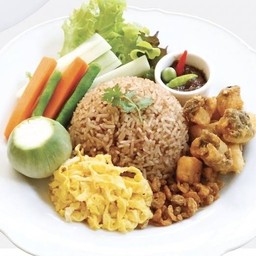 ข้าวผัดน้ำพริกกะปิปลากะพง