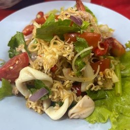 ยำมาม่ารวมมิตร