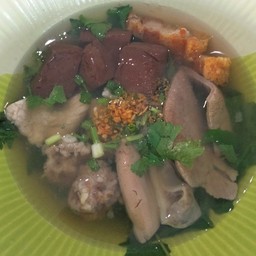 ก๋วยจั๊บน้ำใส