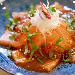 ยำแซลมอน Yum Salmon Spicy