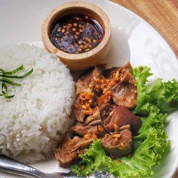 ร้านก๋วยเตี๋ยวเรือชามไม้ -