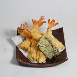 ชุด กุ้งเท็มปุระเซต