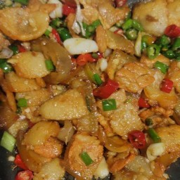 แซ่บหน้าบ้าน จรัญสนิทวงศ์