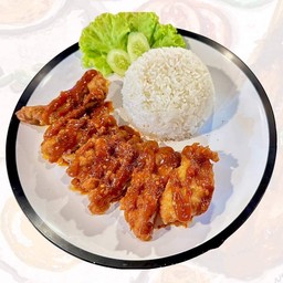 ข้าวไก่ทอดซอสหมาล่า