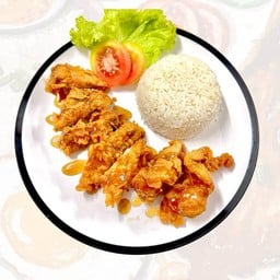 ข้าวไก่ทอดซอสน้ำผึ้ง
