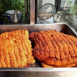เฉิน1988 เหลาริมทาง หมูกรอบ เกาเหลา อาหารจีน