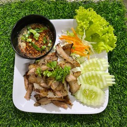 คอหมูย่าง