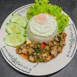 ไส้ย่าง ยำ ข้าวคอหมูย่าง ยัยนันท์