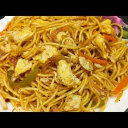 Egg chowmin