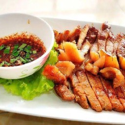 หมูย่าง