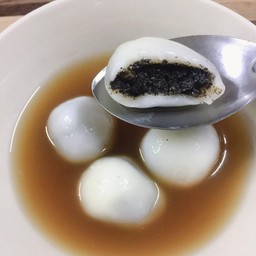 บัวลอยงาดำ น้ำขิง