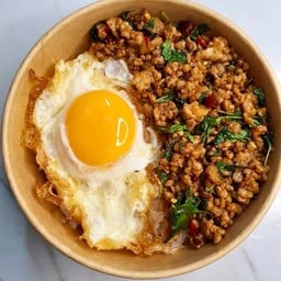 หิวกะเพรา Hew Kaphrao