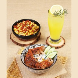 Combo Set ข้าวหน้าหมูดงบุริ + ข้าวโพดผัดเนยเบคอน + ยูซุ สปาร์คกลิ้ง โซดา