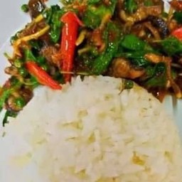 ผัดเผ็ดปลาคังราดข้าว
