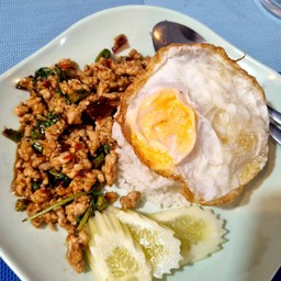 ร้านกะเพรา คู้บอน คู้บอน13