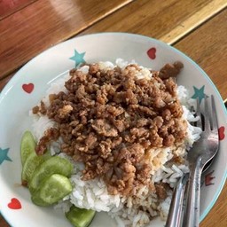 หมูกระเทียมราดข้าว