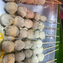ลูกชิ้นหมู