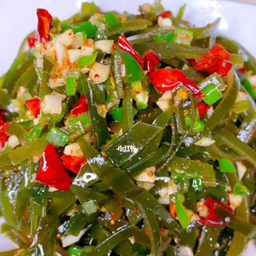 C06 ยำหม่าล่าสาหร่าย