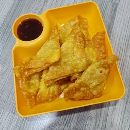 เกี๊ยวทอดหมูเด้ง ใส่หมูจริงๆ ไม่ใช่วิญญานหมู