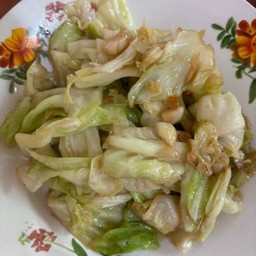 กระหล่ำปลีผัดน้ำปลา