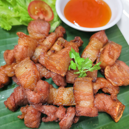 หมูสามชั้นคั่วเกลือ 200 กรัม