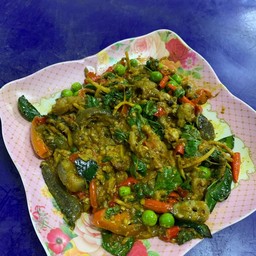 ผัดเผ็ดปลาไหล