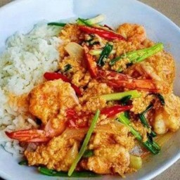 ข้าวราดผัดผงกระหรี่