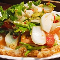 ยำไข่ดาว