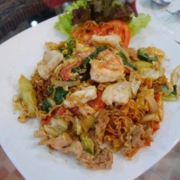 ผัดมาม่า