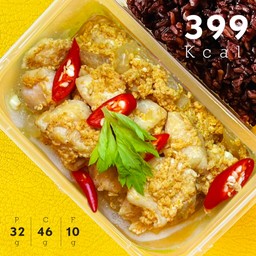 อกไก่ผัดผงกะหรี่ (399 Kcal)