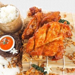 金กิม กระเพราโบราณ ลาดกระบัง