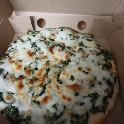 พิซซ่า หน้าผักโขม