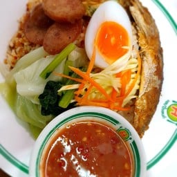 ข้าวคลุกน้ำพริกกุ้งเสียบ+น้ำพริกกะปิ