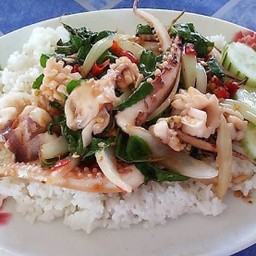 กะเพราหมึก