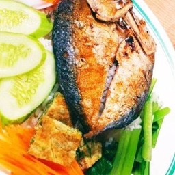 ข้าวปลาทูน้ำพริกกะปิ