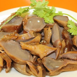 B05 กึ๋นไก่