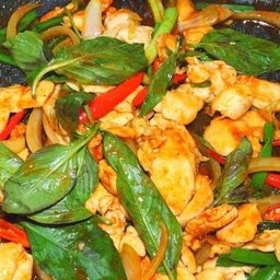 พริกเผาไก่ราดข้าว