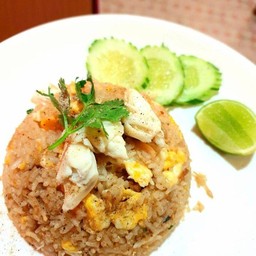 ข้าวผัดปูก้อน