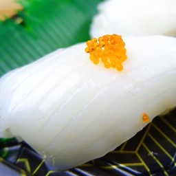 A16-ซูชิหมึกหิมะ