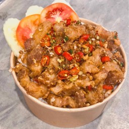 ข้าวสามชั้นทอดพริกกระเทียม