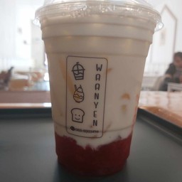 สตรอเบอร์รี่นมสด(เย็น)