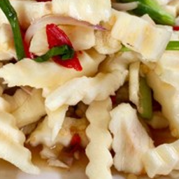 ยำยอดมะพร้าว