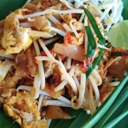 ผัดไทยรวม+ทะเล