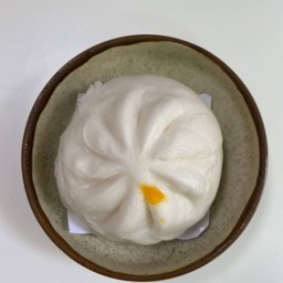 ซาลาเปาไส้หมูสับไข่เค็ม