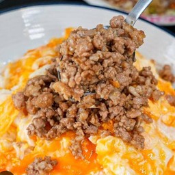 ข้าวหมูสับกระเทียม