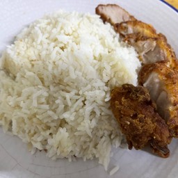 IUแมวทอดไก่