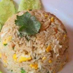 ข้าวผัดเนื้อปูรวม