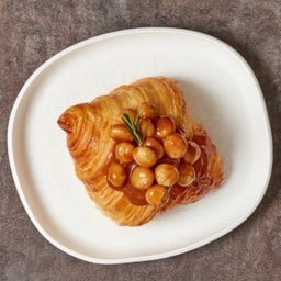 ครัวซองค์ คาราเมลแมคคาเดเมีย