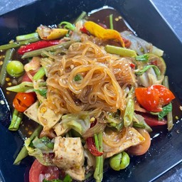 ตำเส้นเล็กหมูยอ