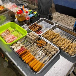 มากินไส้ บ้านเชียงแสน